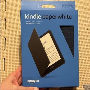NWT Amazon Kindle Paperwhite Navy Leather COVER ONLY